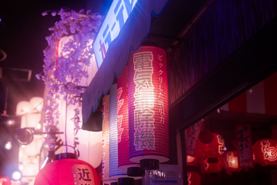 成都暴雨 强降雨伴有大风来袭